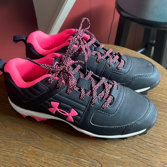 Under Armour Other - Under Armour girls cleats. Size 3.5Y. Great condition! Black and hot pink